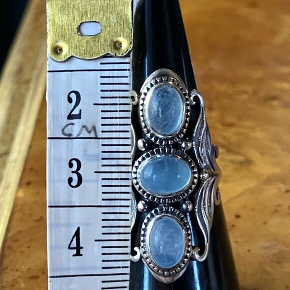 Genuine Aquamarine Sterling Silver Ring Size 7.25 - Picture 8 of 10